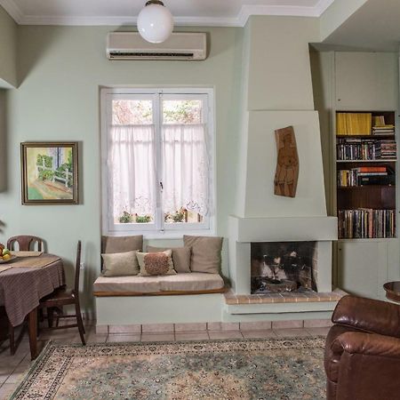 شقة Elly'S House In أثينا المظهر الخارجي الصورة