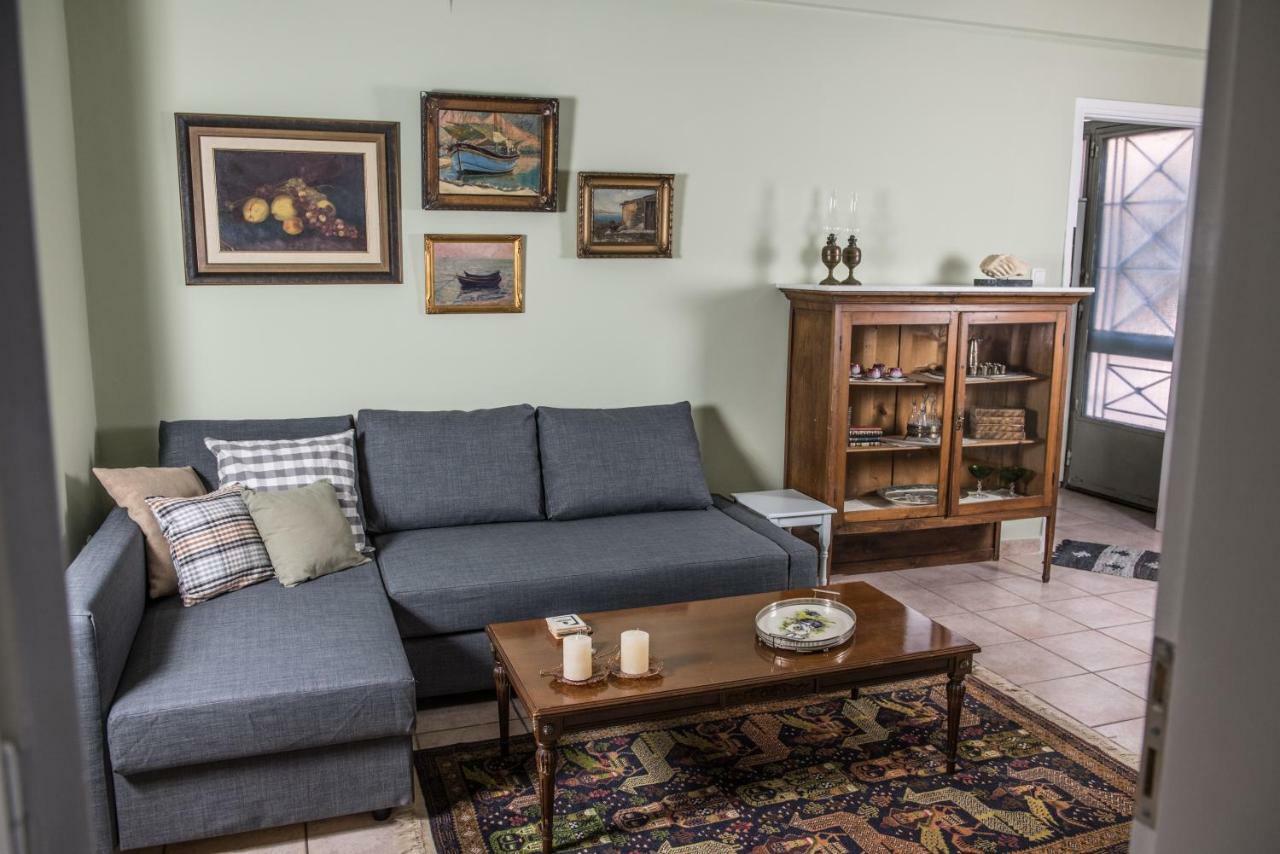 شقة Elly'S House In أثينا المظهر الخارجي الصورة