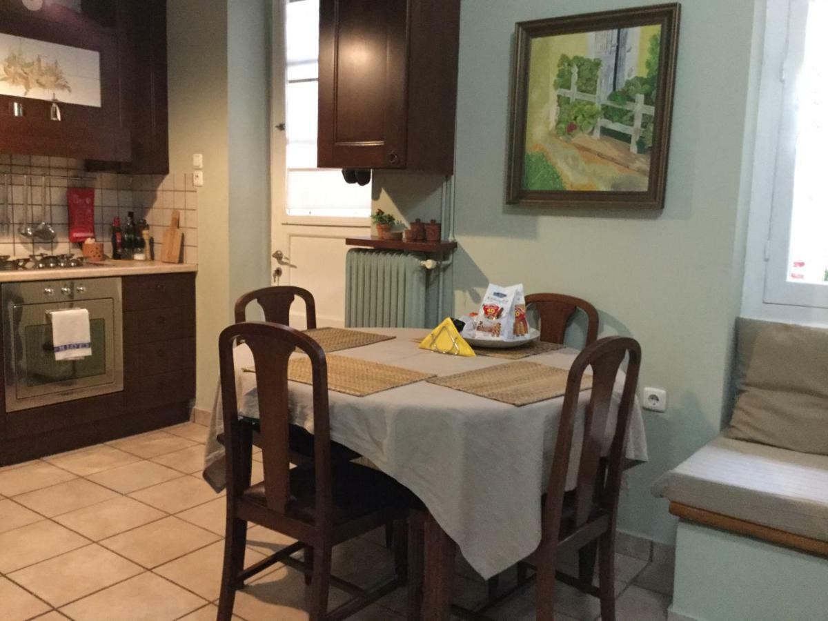 شقة Elly'S House In أثينا المظهر الخارجي الصورة