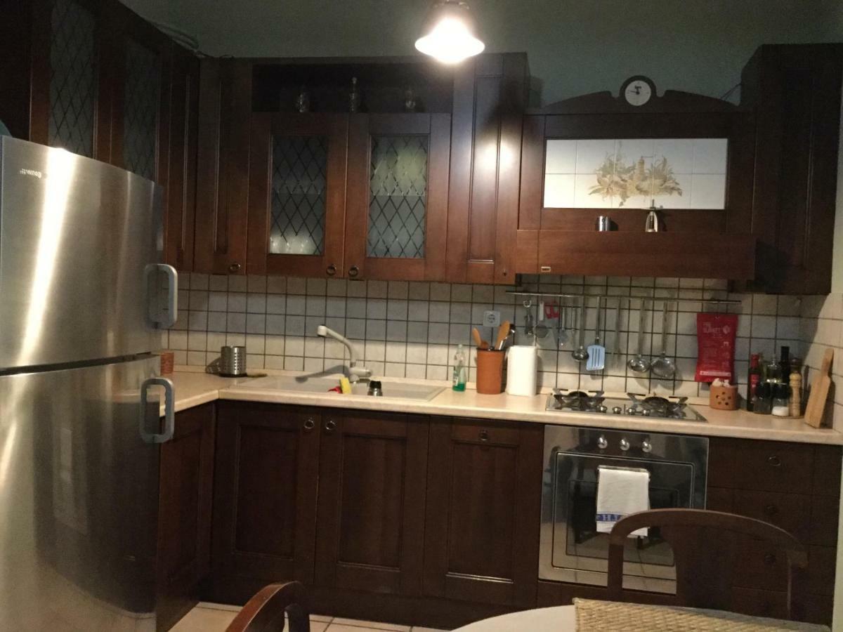 شقة Elly'S House In أثينا المظهر الخارجي الصورة